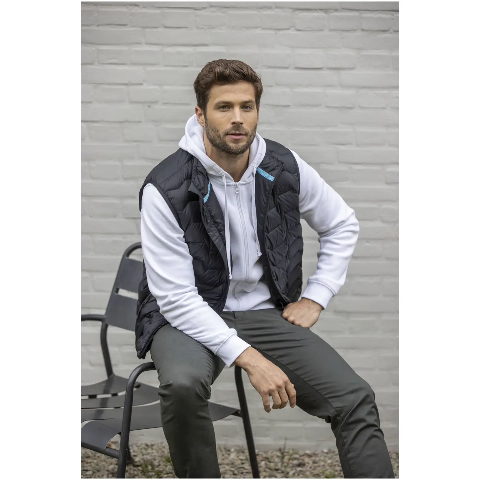 Bild på Epidote isolerad dunbodywarmer av återvunna GRS-material