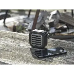 Bild på Solo soldriven Bluetooth®-högtalare med karbinhake på 3 W av IPX5 RCS-återvunnen plast 