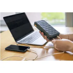 Bild på Xtorm FS520 Fuel Series 20 000 mAh 35 W powerbank