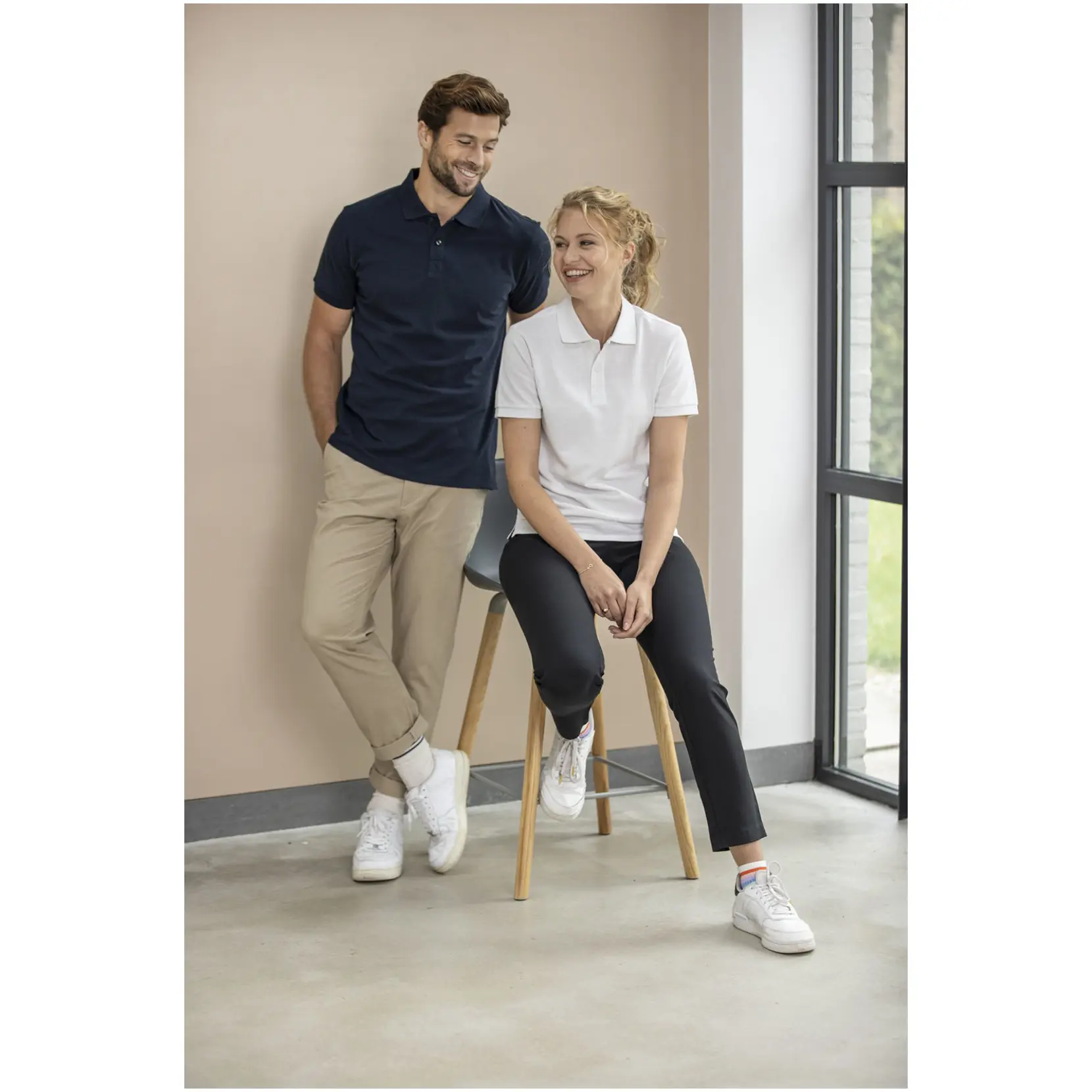 Bild på Emerald kortärmad unisex Aware™-återvunnen piké