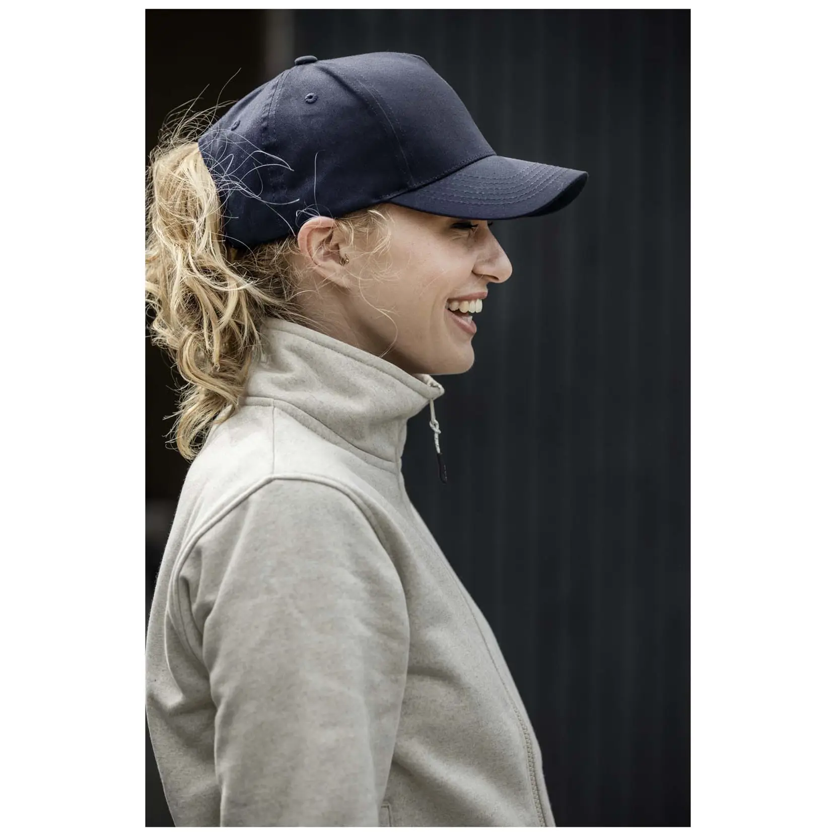 Bild på Onyx 5-panels keps av Aware™-återvunnet material