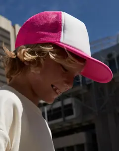Bild på Junior Vintage Snapback Trucker