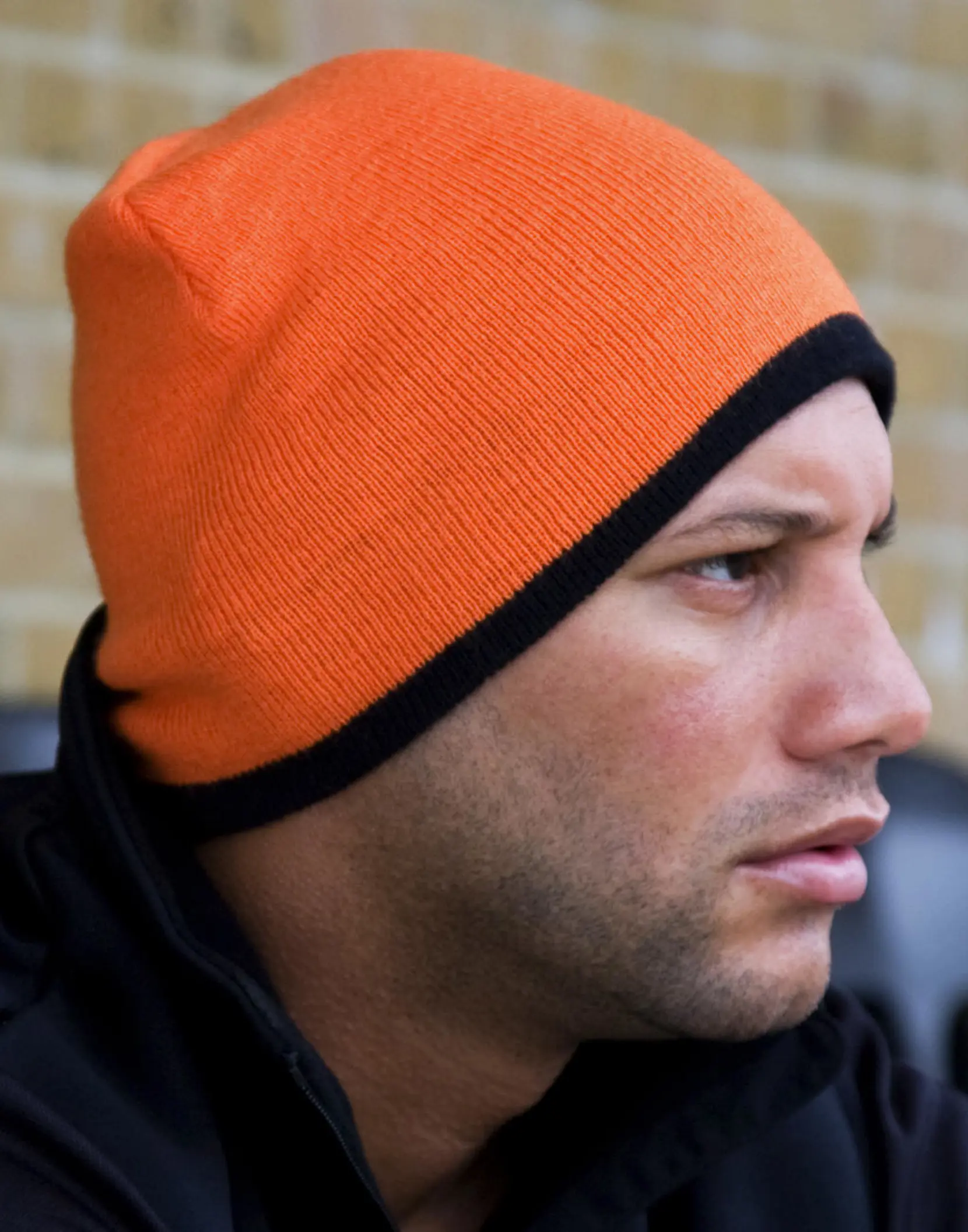 Bild på Soft Feel Cuffless Reversible Beanie