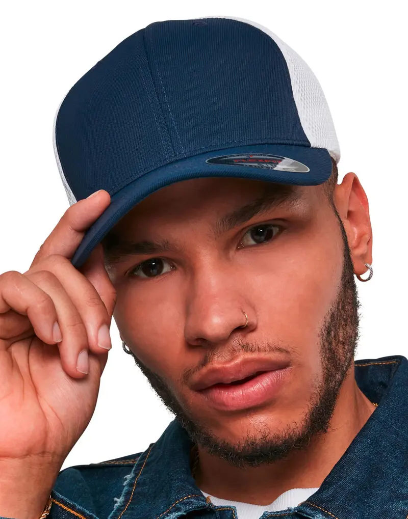 Flexfit Ultrafibre &amp; Airmesh 2-Tone