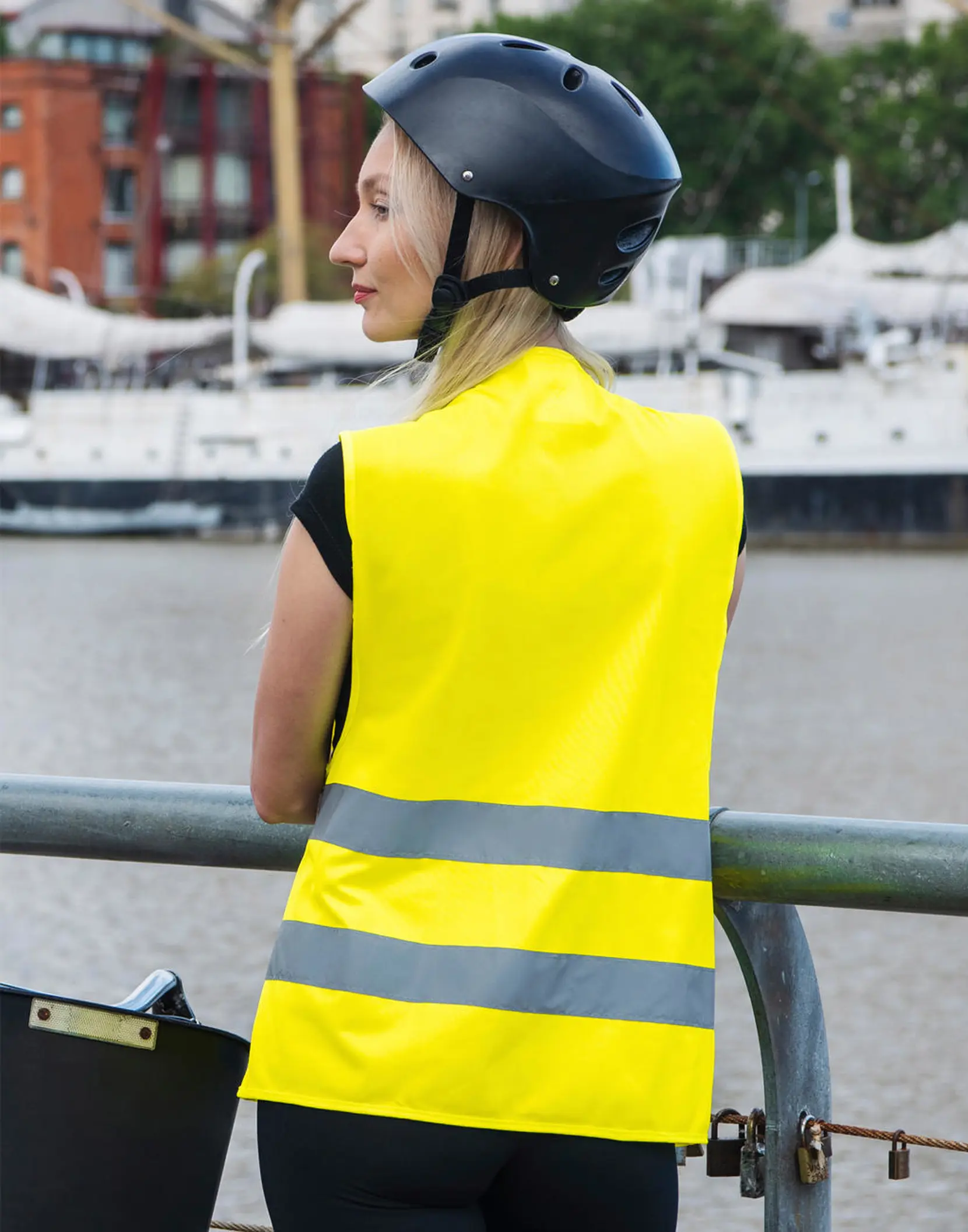Bild på Basic Car Safety Vest "Stuttgart"