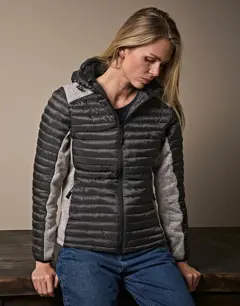 Bild på Ladies Hooded Outdoor Crossover Jacket
