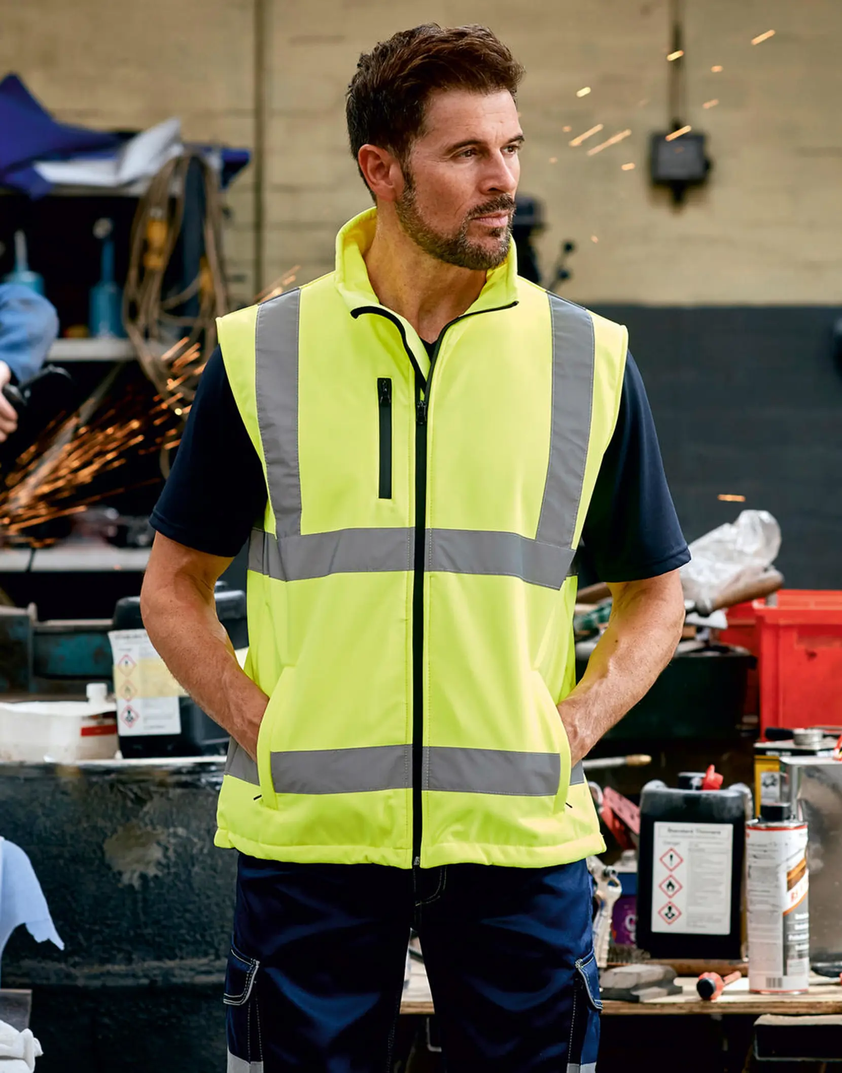 Bild på Fluo Softshell Gilet