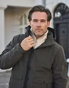 Bild på Urban Adventure Jacket