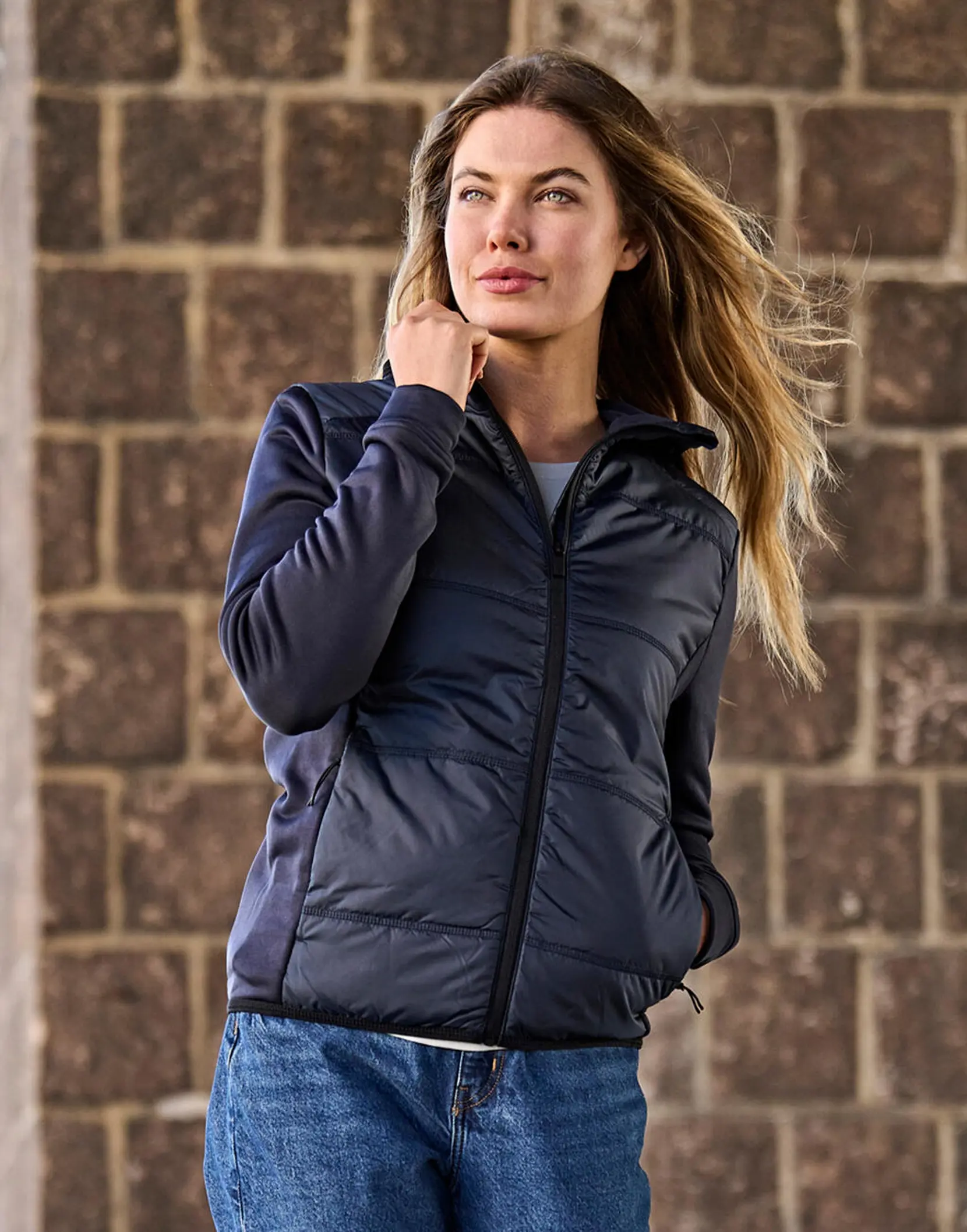 Bild på Womens Hybrid-Stretch Hooded Jacket