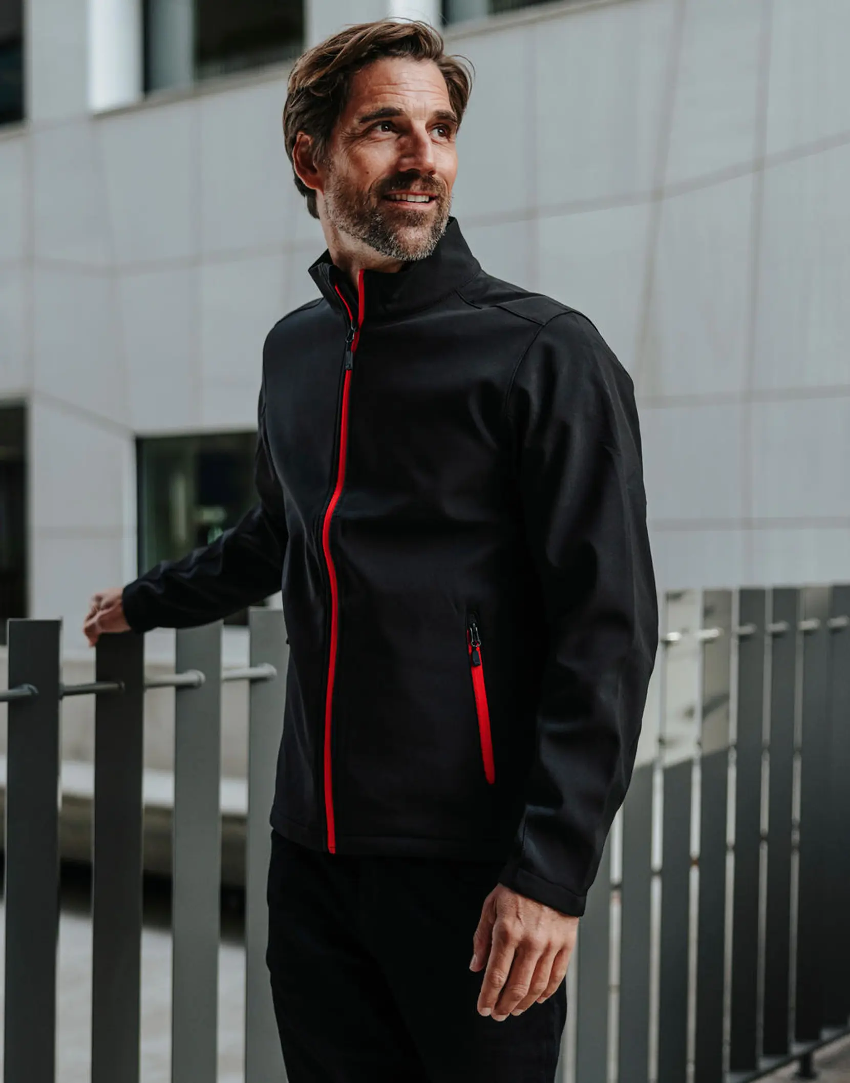 Bild på Orbiter Softshell Jacket