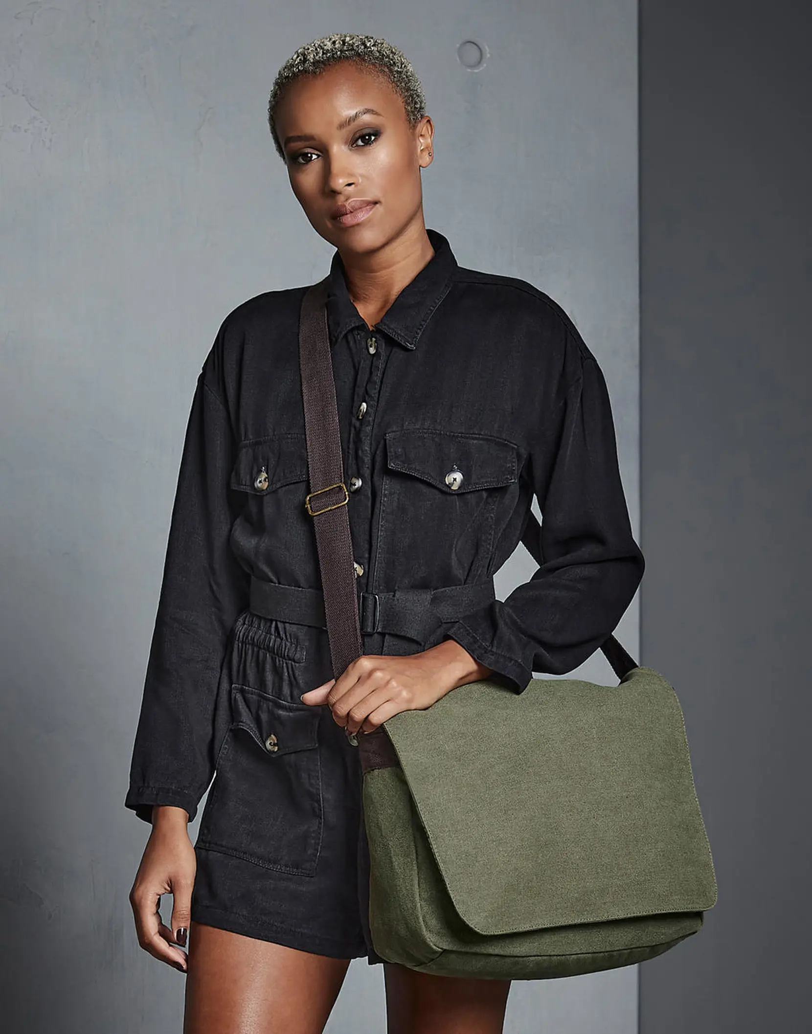 Bild på Vintage Canvas Despatch Bag