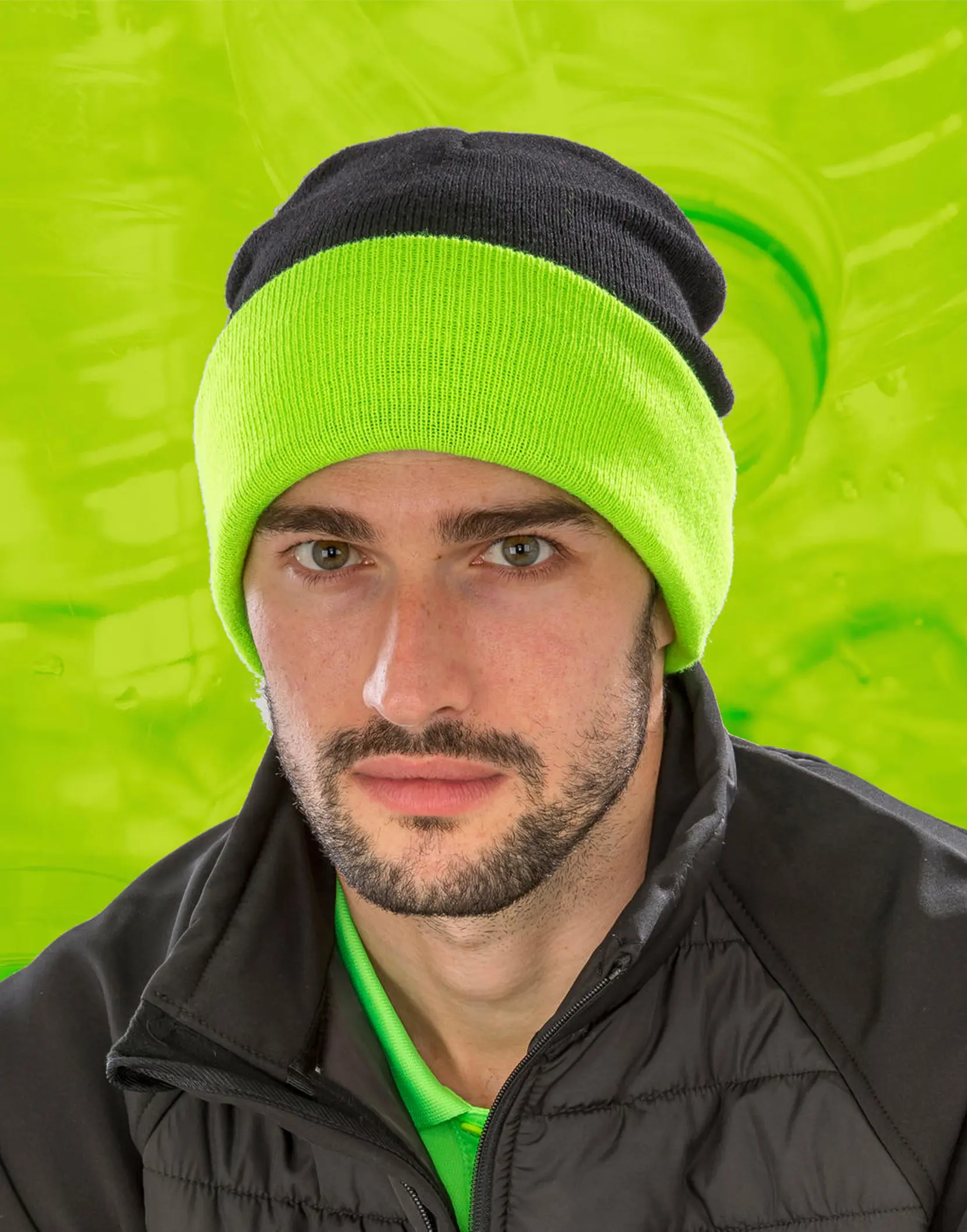Bild på Recycled Black Compass Beanie