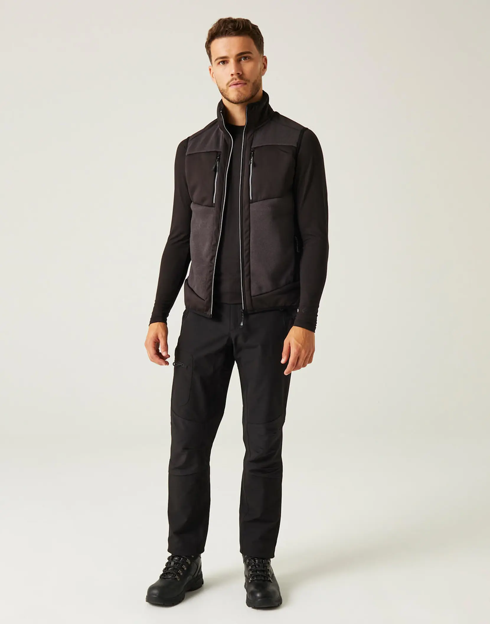 Bild på E-Volve Stretch Hybrid Midlayer Bodywarmer