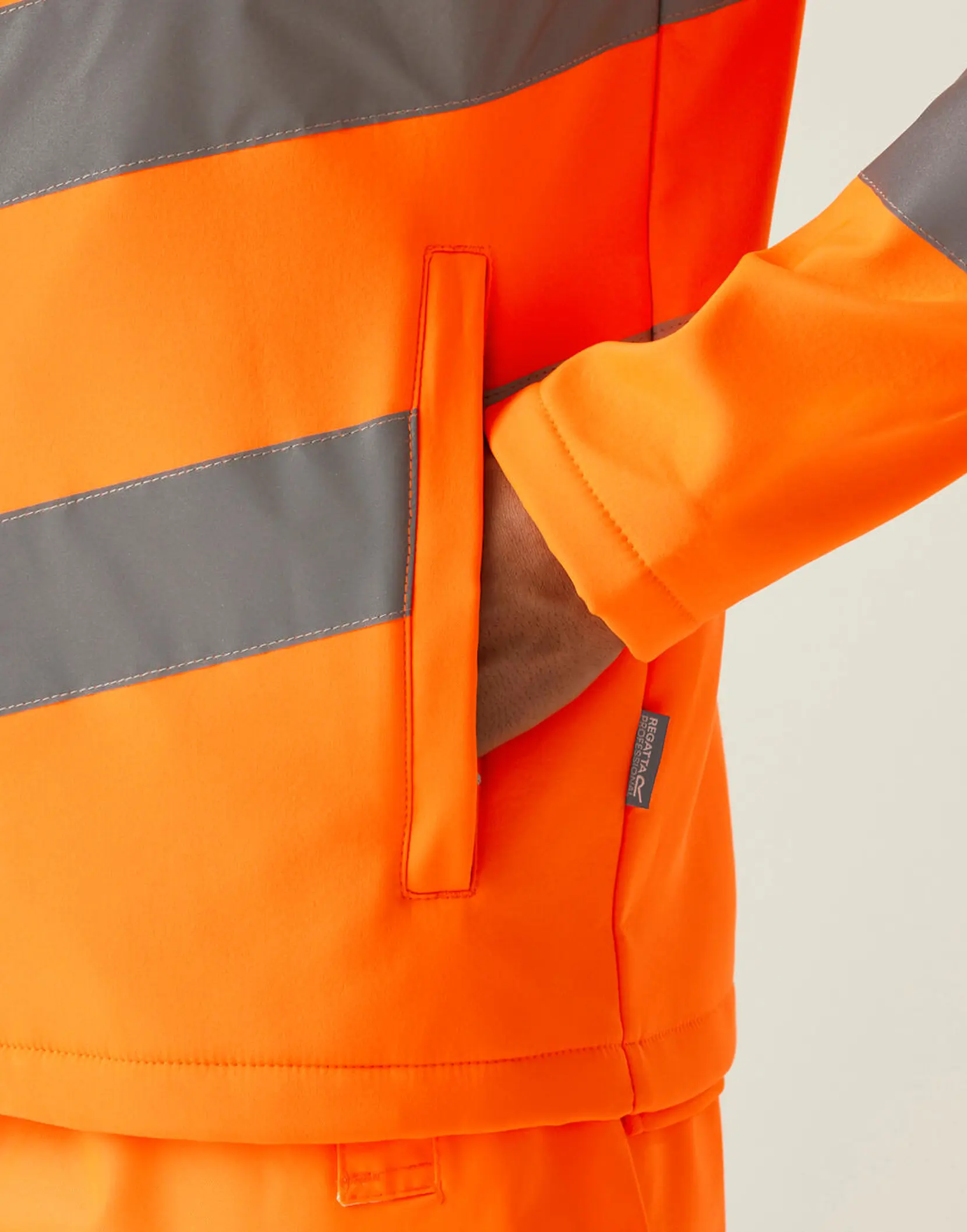 Bild på Pro Hi-Vis Ablaze Softshell