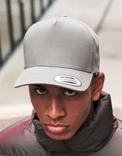 Bild på 5-Panel Curved Classic Snapback