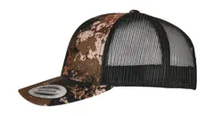 Bild på Classics® Veil Camo™ Retro Trucker Cap