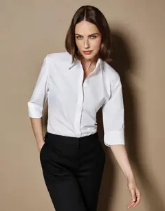 Bild på Women's Tailored Fit Continental Blouse 3/4 Sleeve