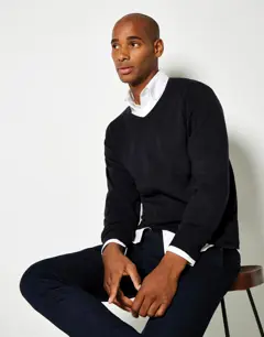 Bild på Classic Fit Arundel V Neck Sweater