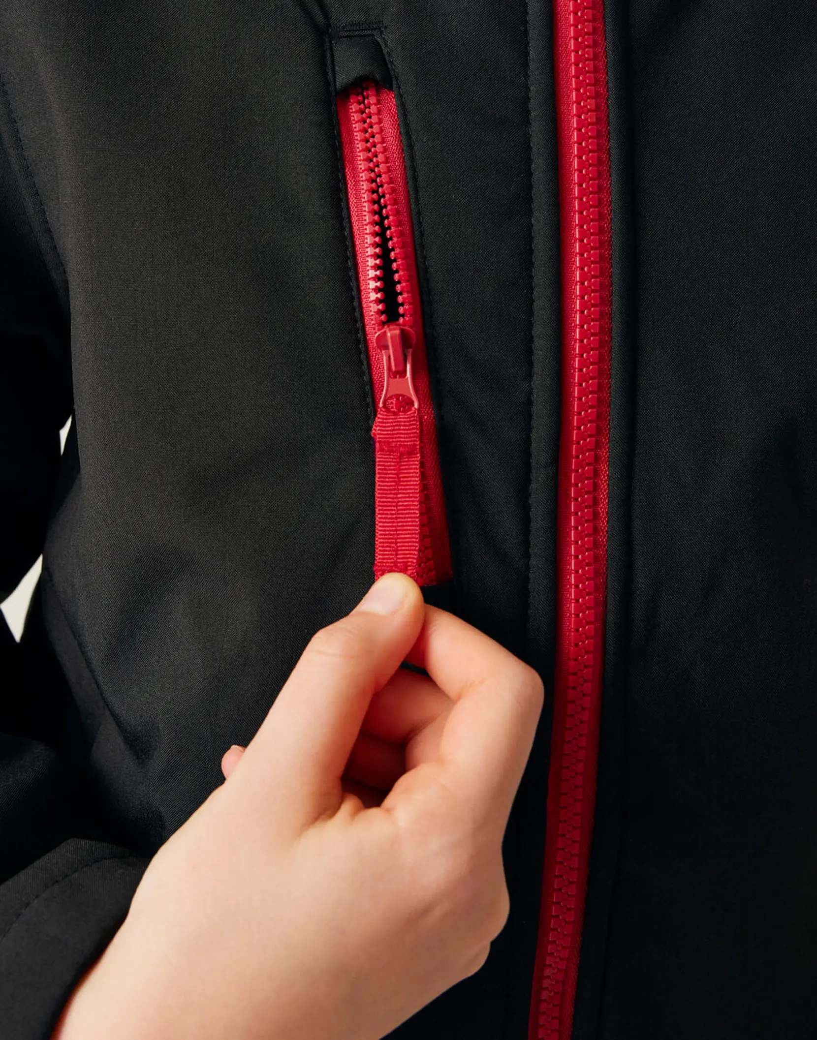 Bild på Junior Ablaze 3-Layer Hooded Softshell
