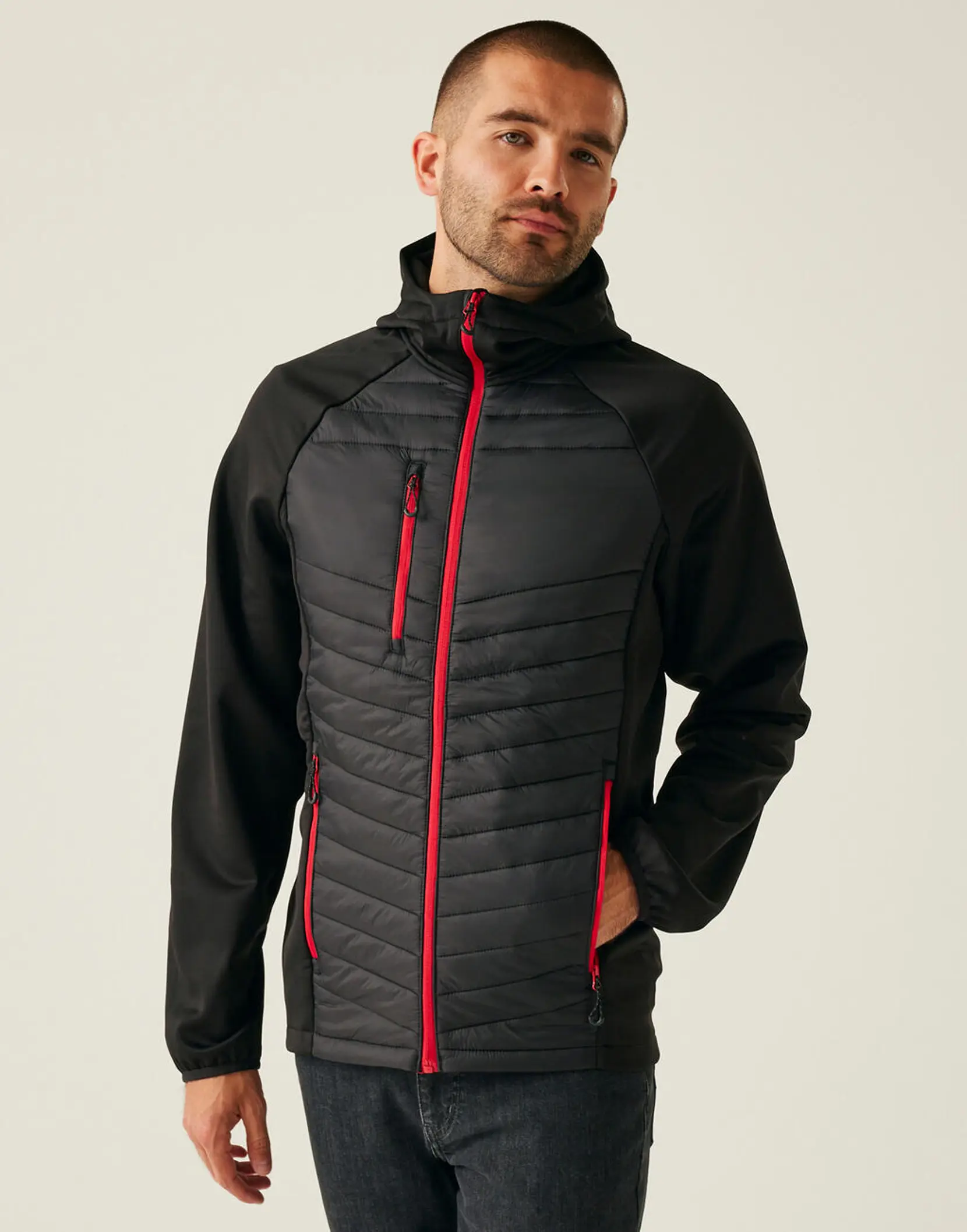 Bild på Men’s Navigate Hybrid Hooded Jacket