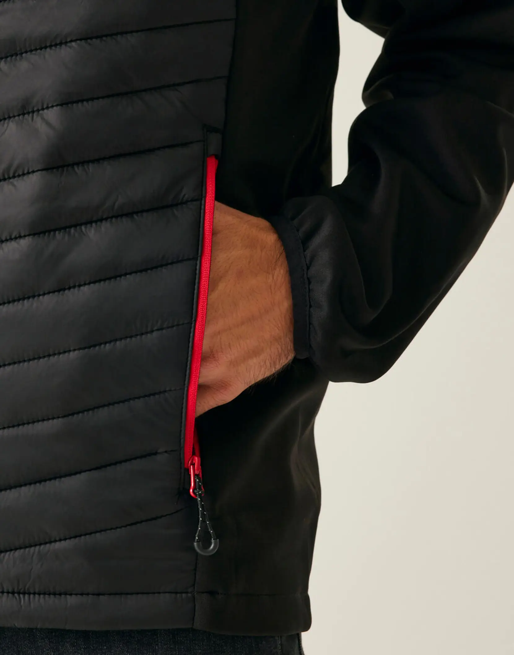 Bild på Men’s Navigate Hybrid Hooded Jacket