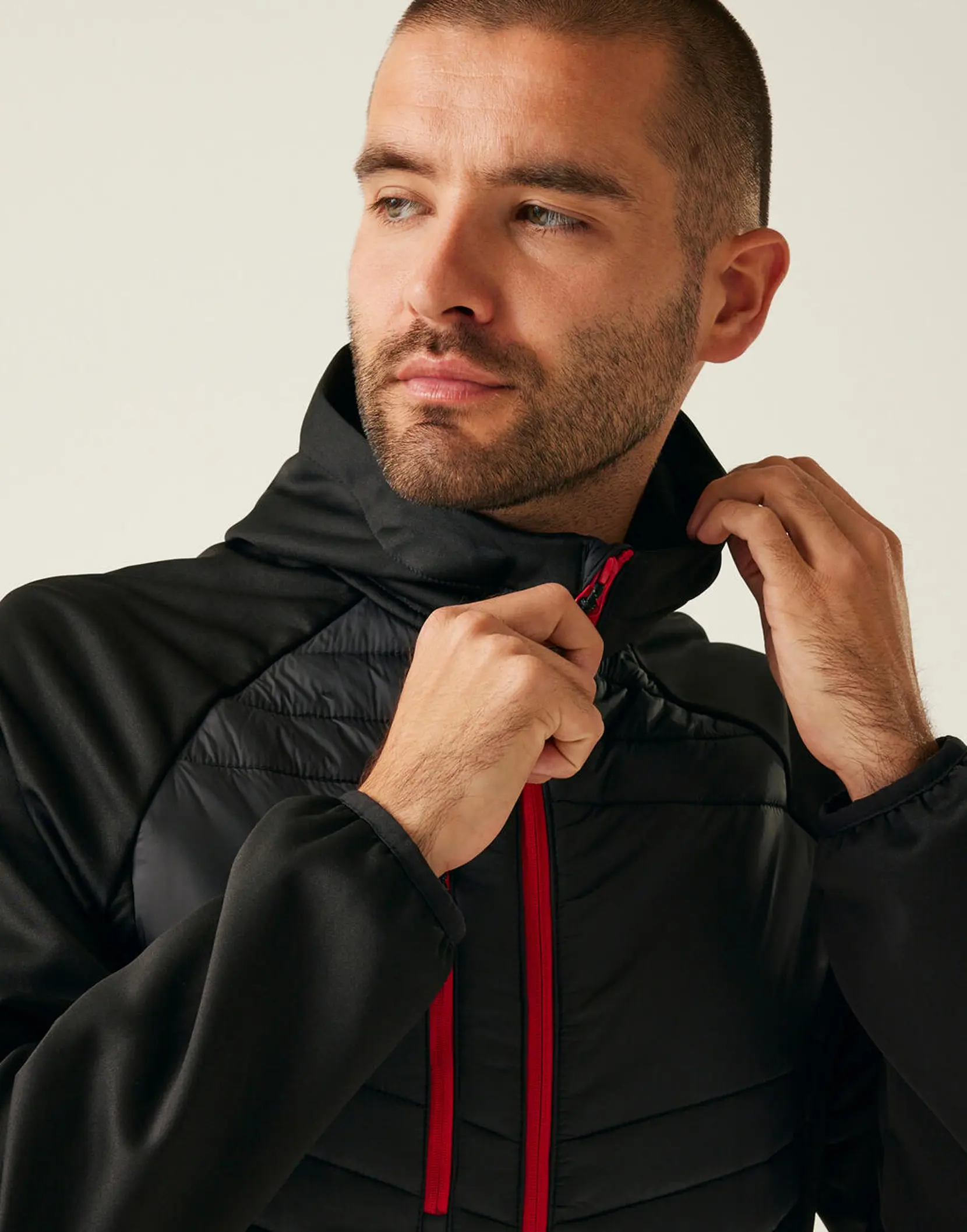 Bild på Men’s Navigate Hybrid Hooded Jacket