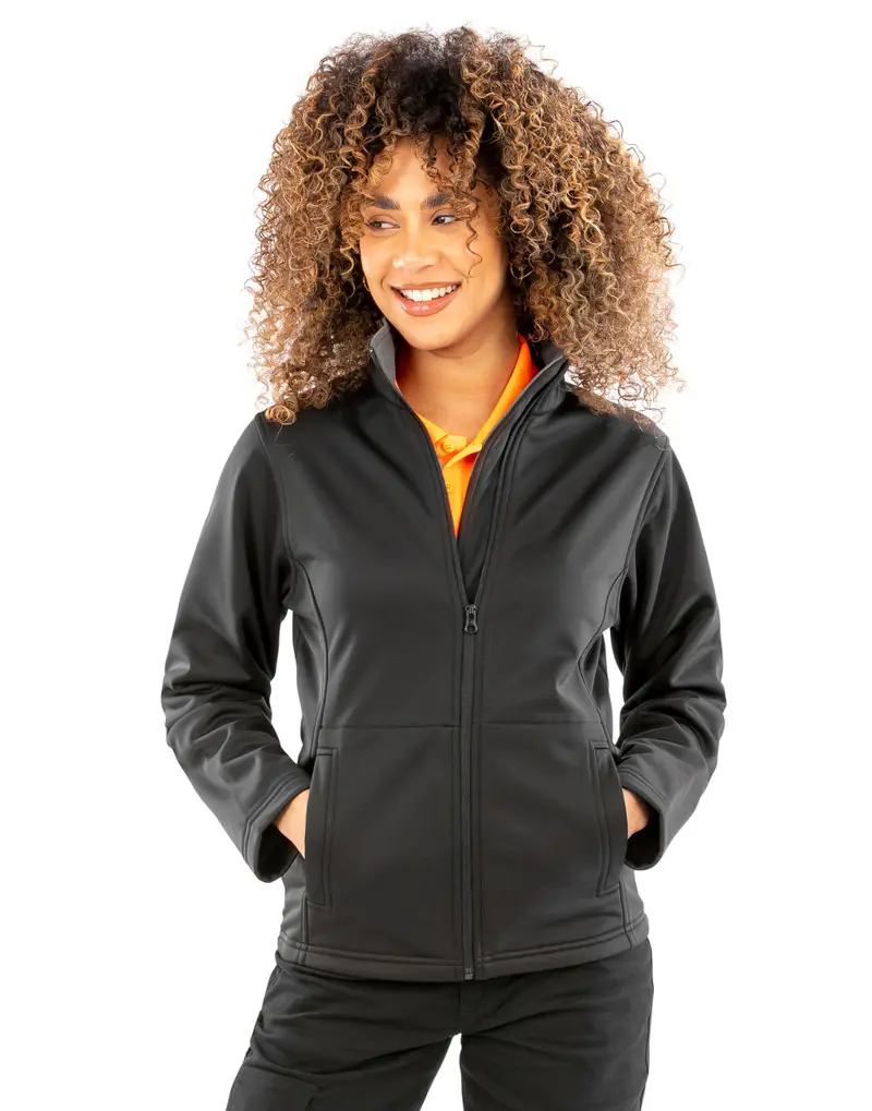 Bild på Ladies' Core Softshell Jacket
