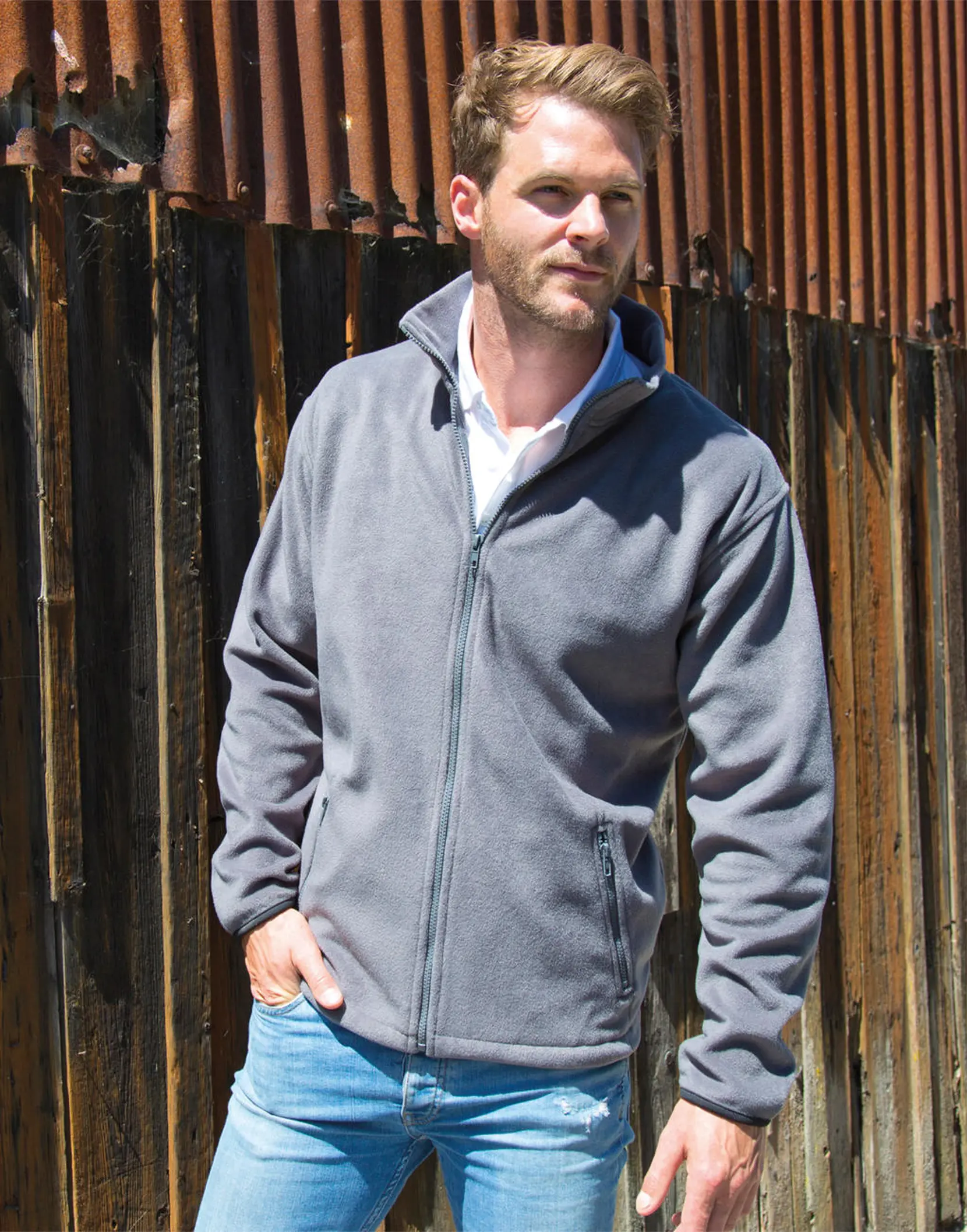 Bild på Fashion Fit Outdoor Fleece