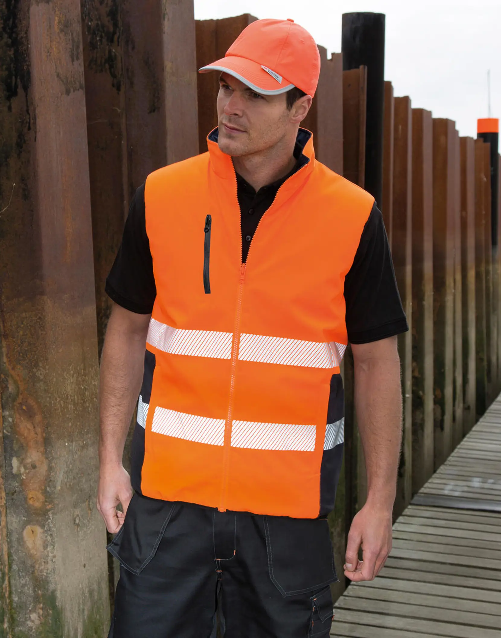 Bild på Reversible Soft Padded Safety Gilet