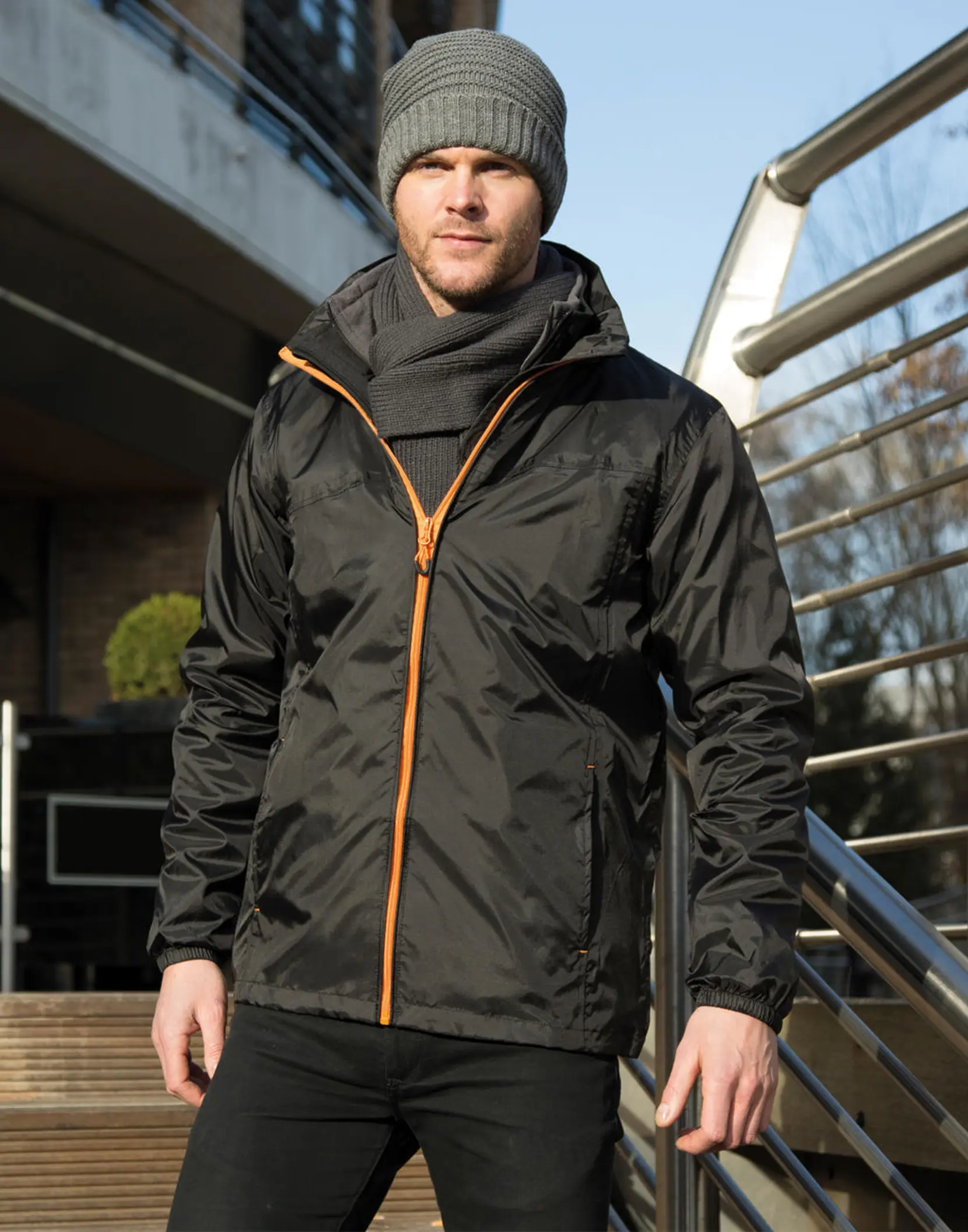 Bild på HDI Quest Lightweight Stowable Jacket