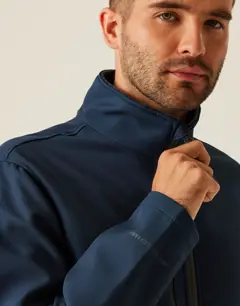 Bild på Honestly Made Recycled Softshell Jacket