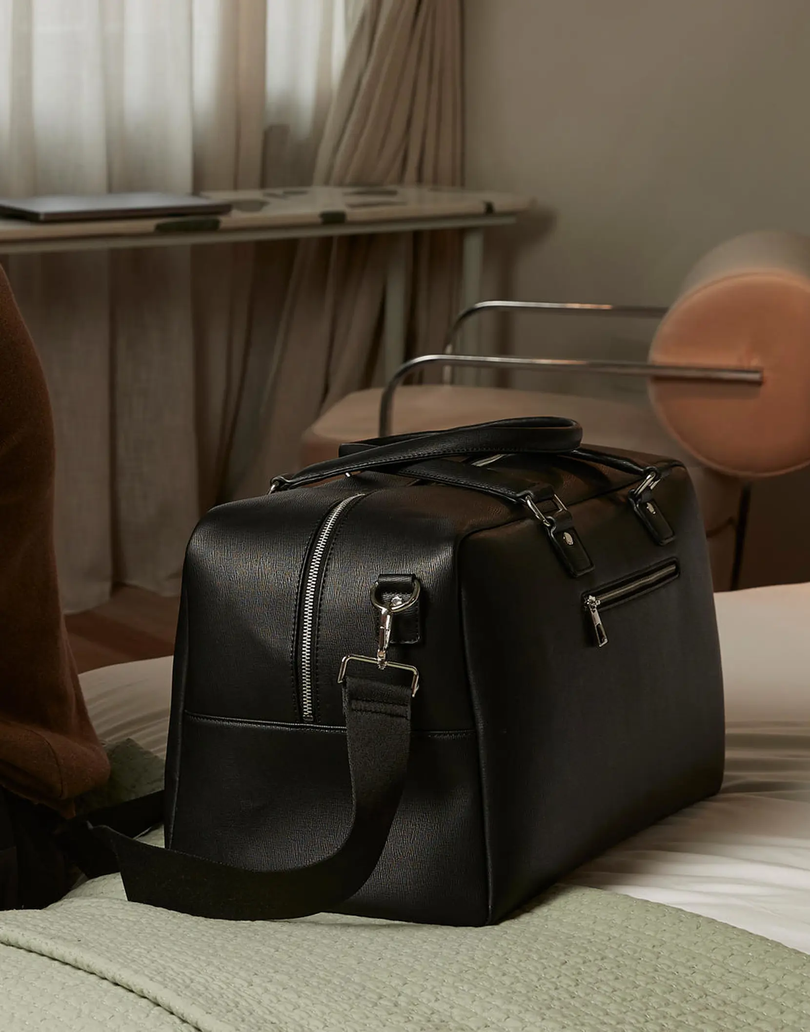 Bild på Tailored Luxe Weekender