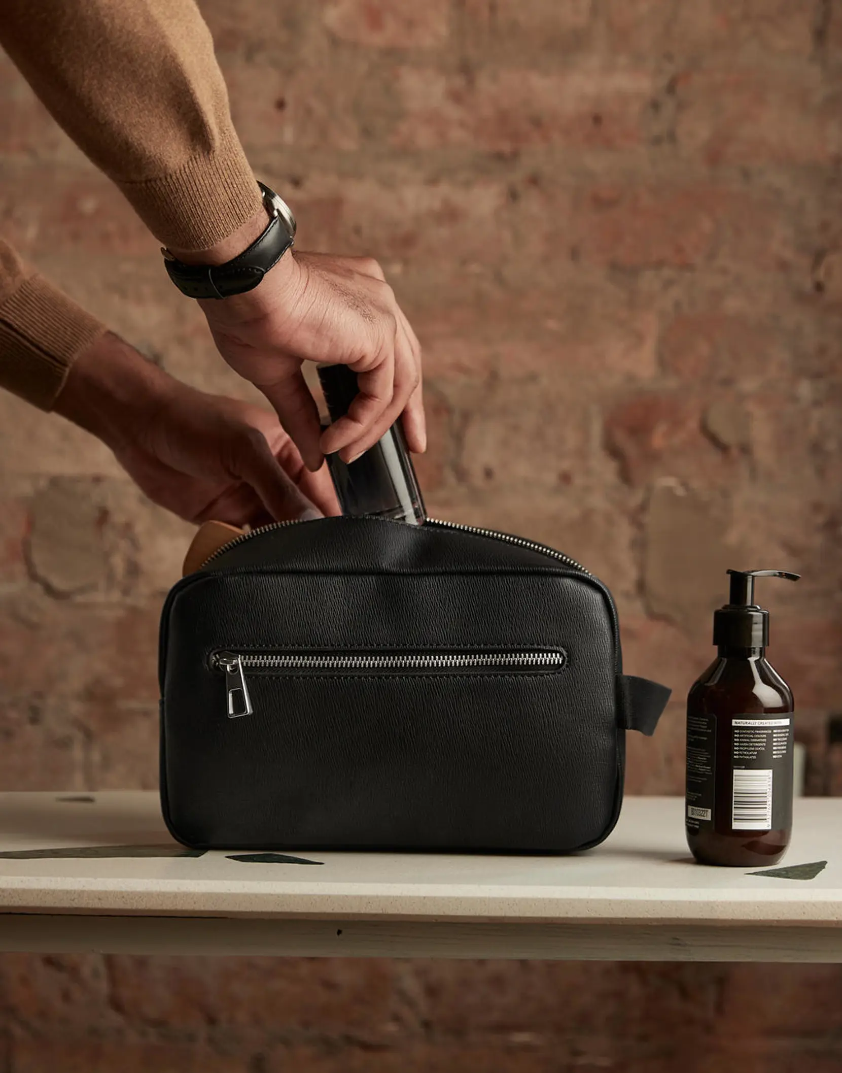 Bild på Tailored Luxe Wash Bag