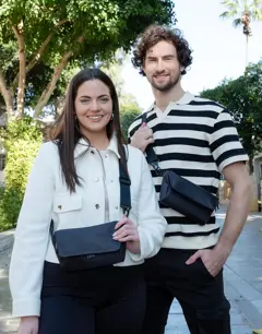 Bild på Coral Cross Body Pouch