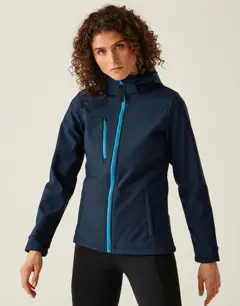 Bild på Women's Venturer 3-Layer Hooded Softshell Jacket