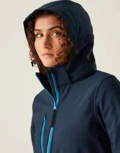 Bild på Women's Venturer 3-Layer Hooded Softshell Jacket