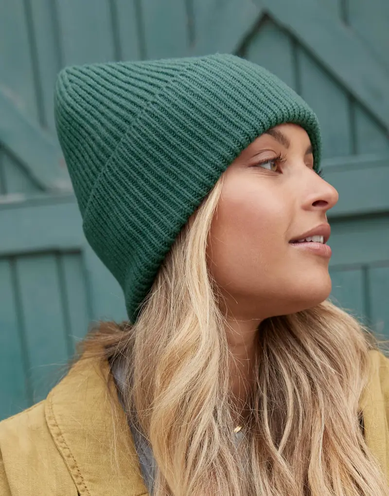 Bild på Oversized Cuffed Beanie