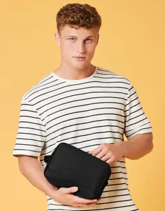 Bild på Recycled Essentials Wash Bag