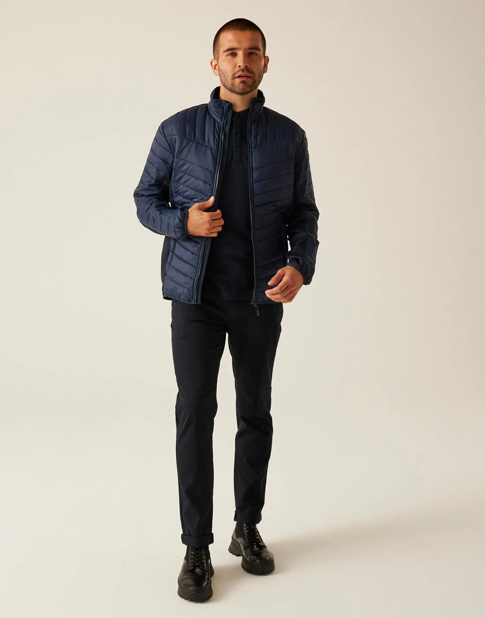 Bild på Tourer Hybrid Jacket