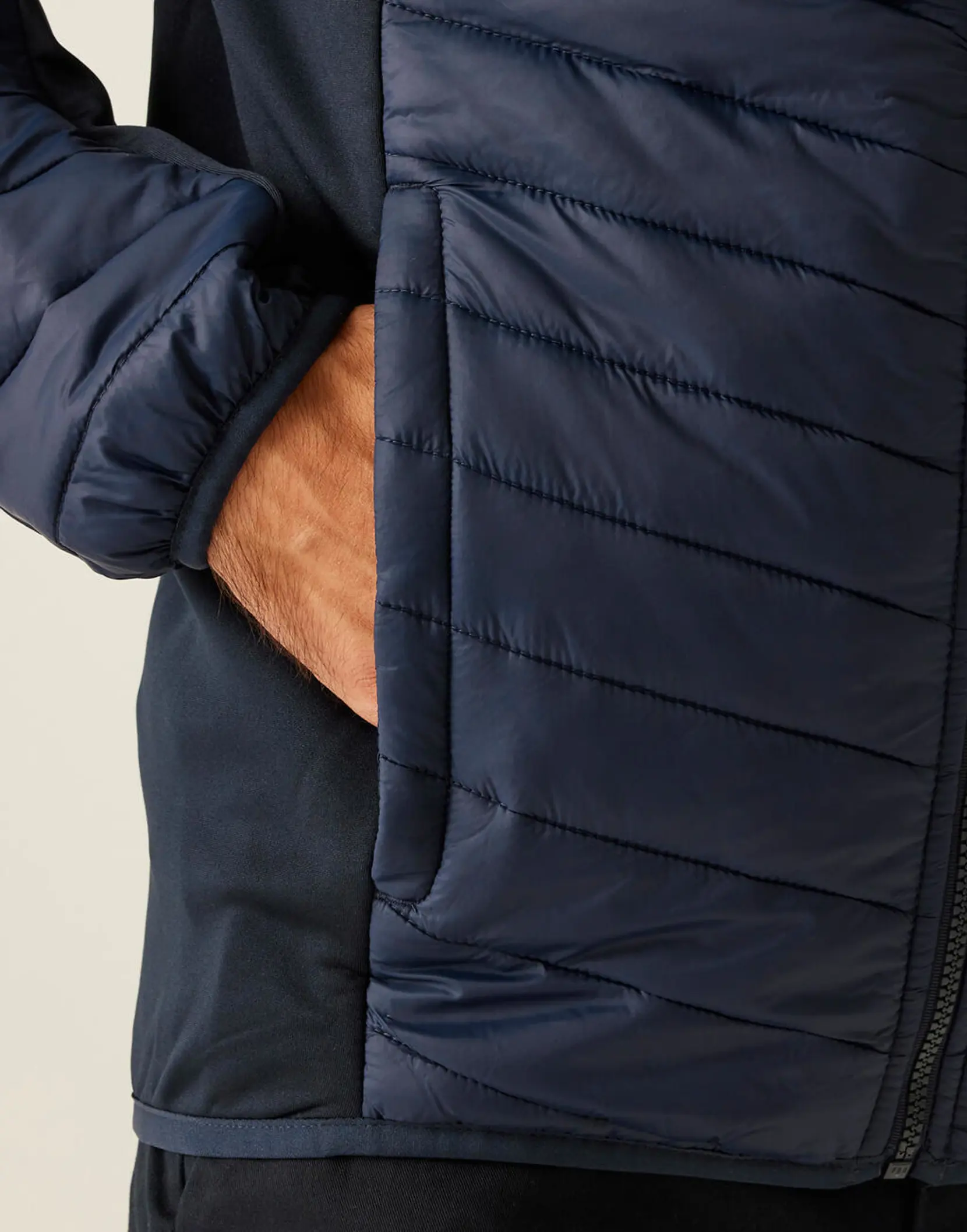 Bild på Tourer Hybrid Jacket