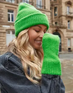 Bild på Colour Pop Beanie