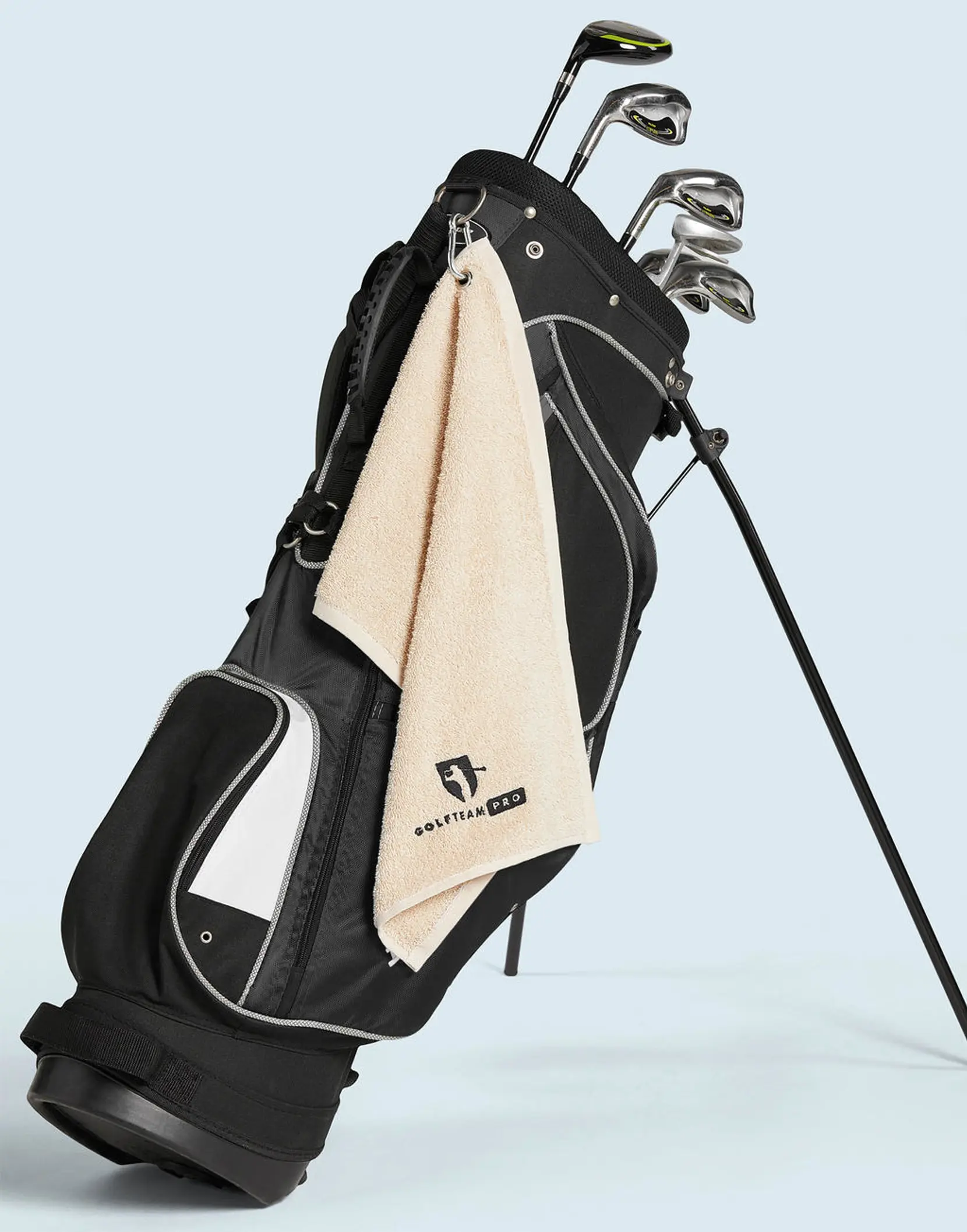 Bild på Thames Golf Towel 30x50 cm