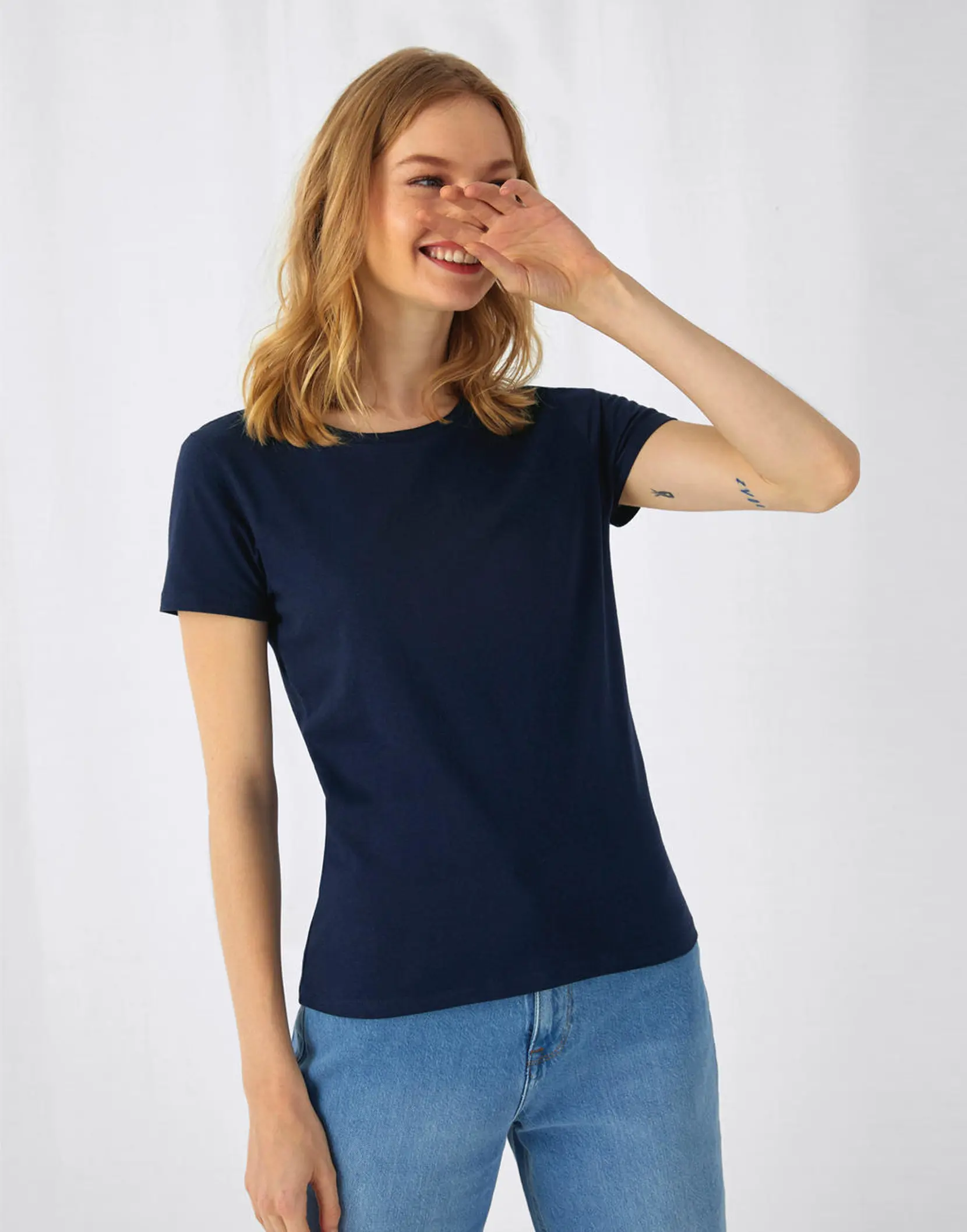 Bild på #E150 /women T-Shirt