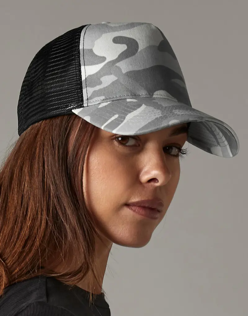 Camo Snapback Trucker