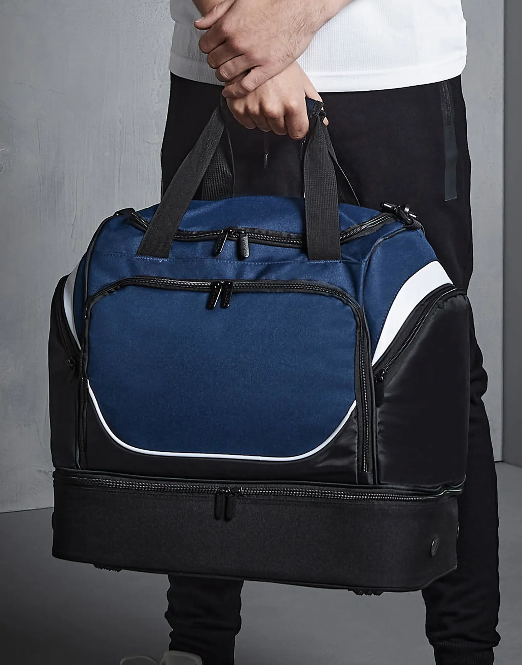 Bild på Pro Team Hardbase Holdall