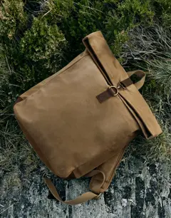 Bild på Heritage Waxed Canvas Backpack