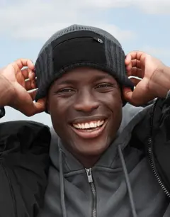 Bild på Zip Patch Beanie