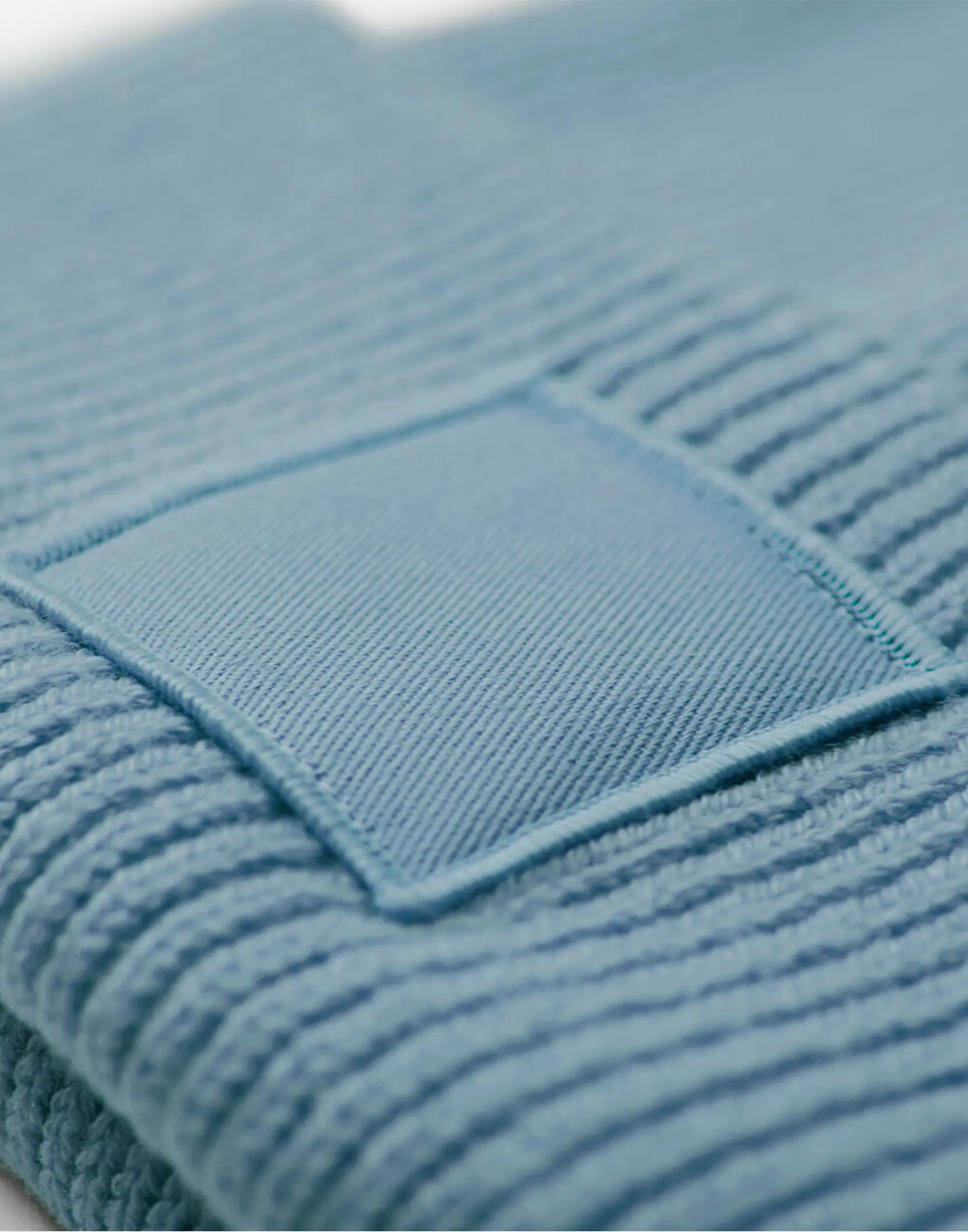 Bild på Deep Cuffed Tonal Patch Beanie