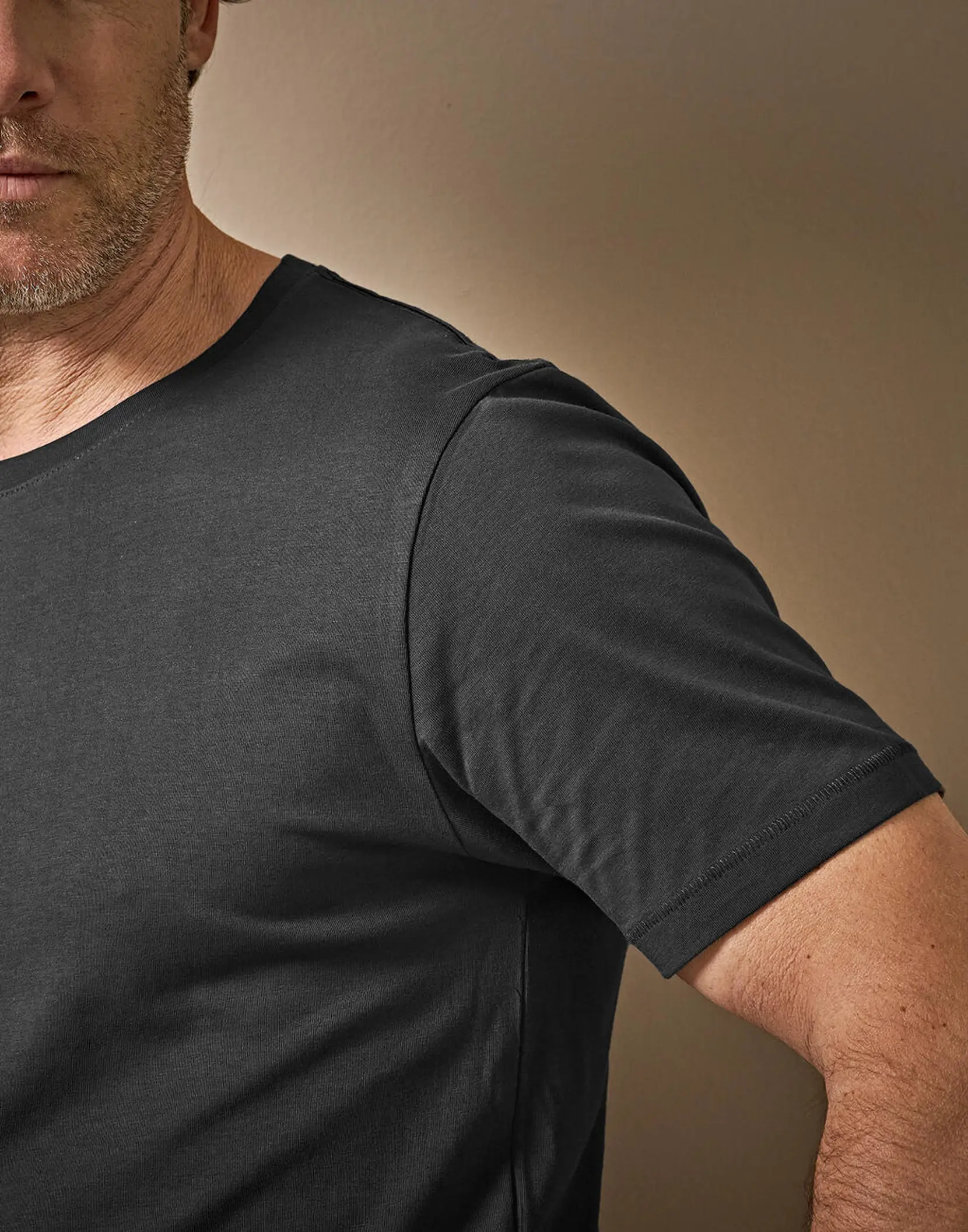Bild på Luxury Tee