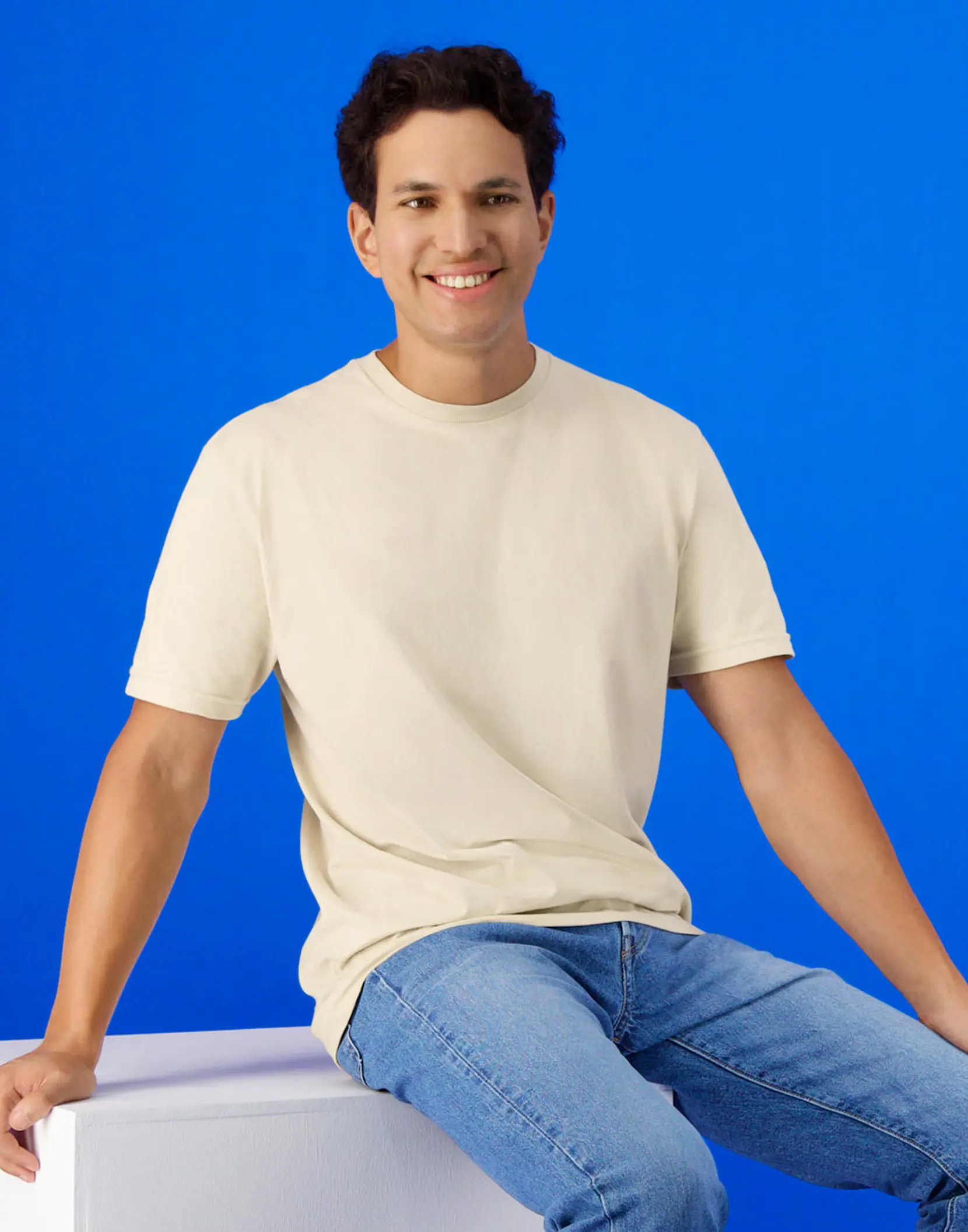 Bild på Light Cotton Adult T-Shirt